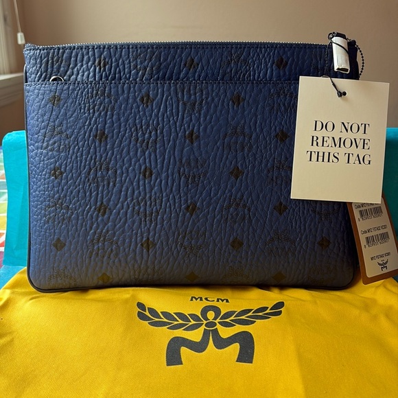 🪸  MCM AREN CROSSBODY POUCH IN CUBIC CORAL VISETOS 🪸 NWT 🪸 - Picture 14 of 16